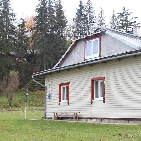 у михайла під лісом *